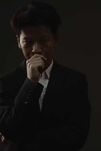 任中華